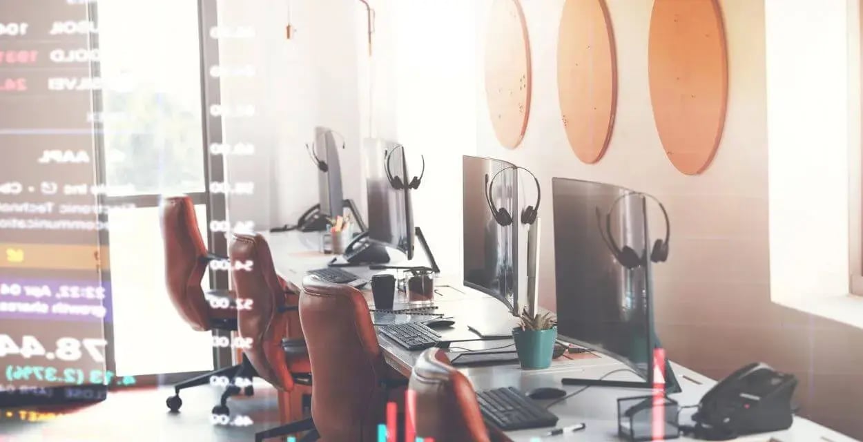 customer-contact-center-work-station-blog