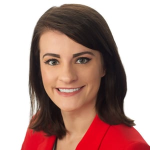 Carley Headshot